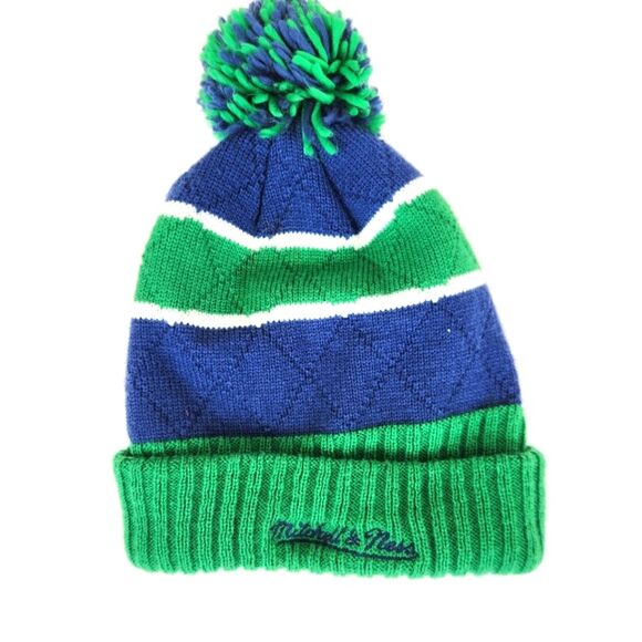 Mitchell & Ness Vancouver Canucks Acrylic Knit Pom Pom Beanie Skully Hat - Picture 3 of 6